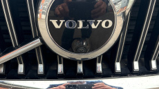 Volvo XC60 2.0 T8 [455] RC PHEV Ultimate Dark 5dr AWD Gtron Estate